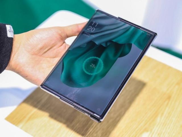 OPPO X 2021卷轴屏概念机亮相上海MWC 相关技术细节公开 