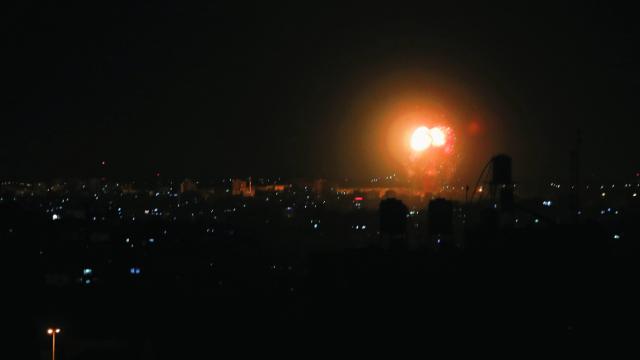 以巴停战不满一月再爆冲突 以色列连续两日空袭加沙