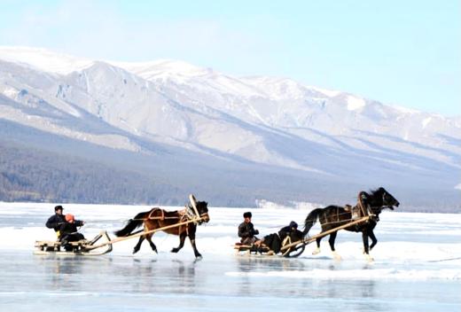 蒙古国将于今年3月举办第21届库苏古尔湖冰雪节活动